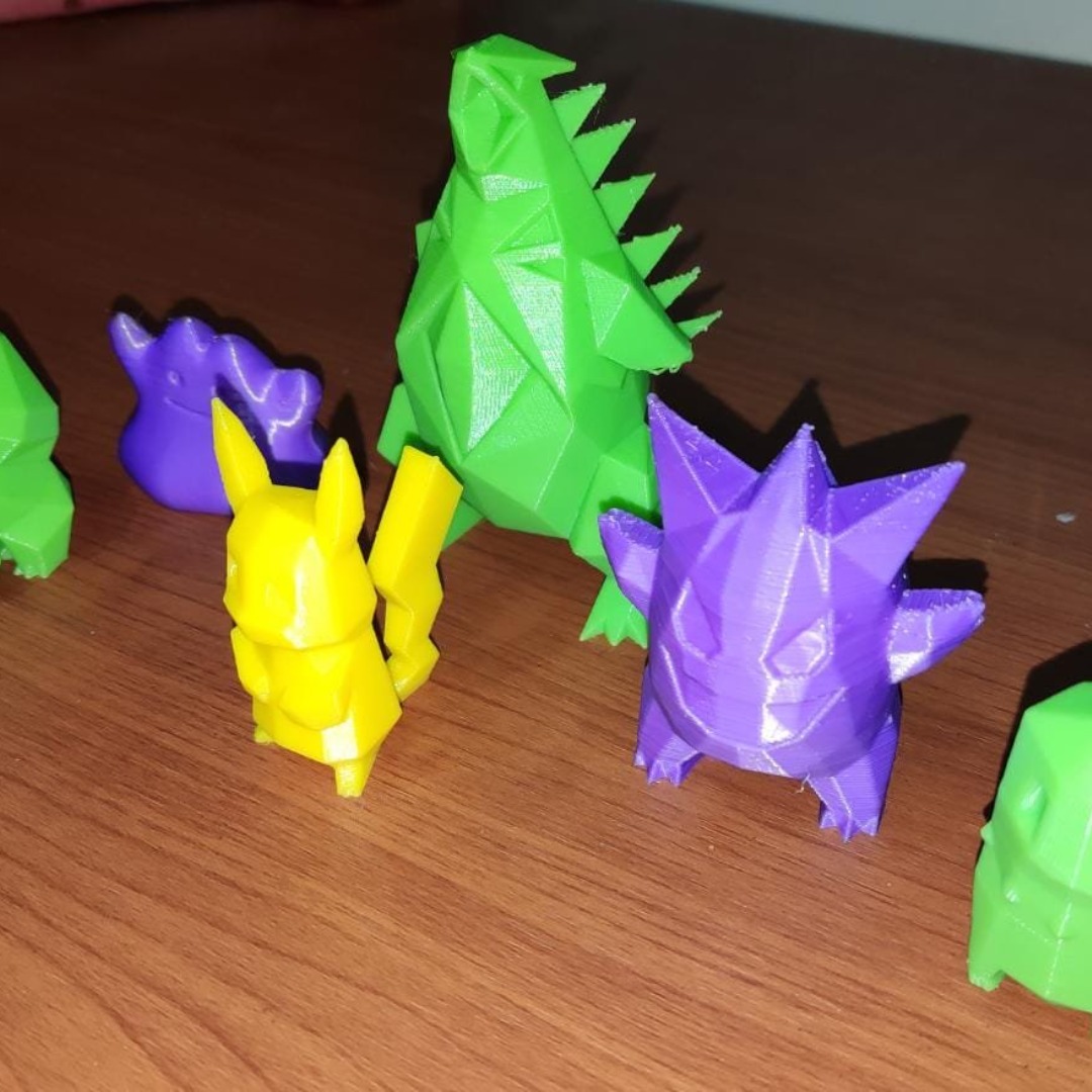 Figuritas pequeñas de diferents pokemons